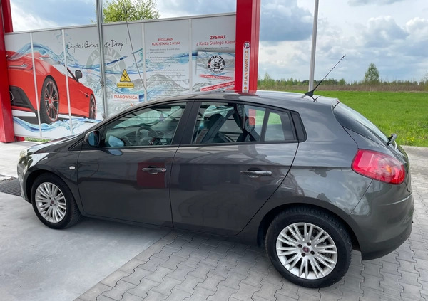 Fiat Bravo cena 15900 przebieg: 260911, rok produkcji 2009 z Sępólno Krajeńskie małe 562